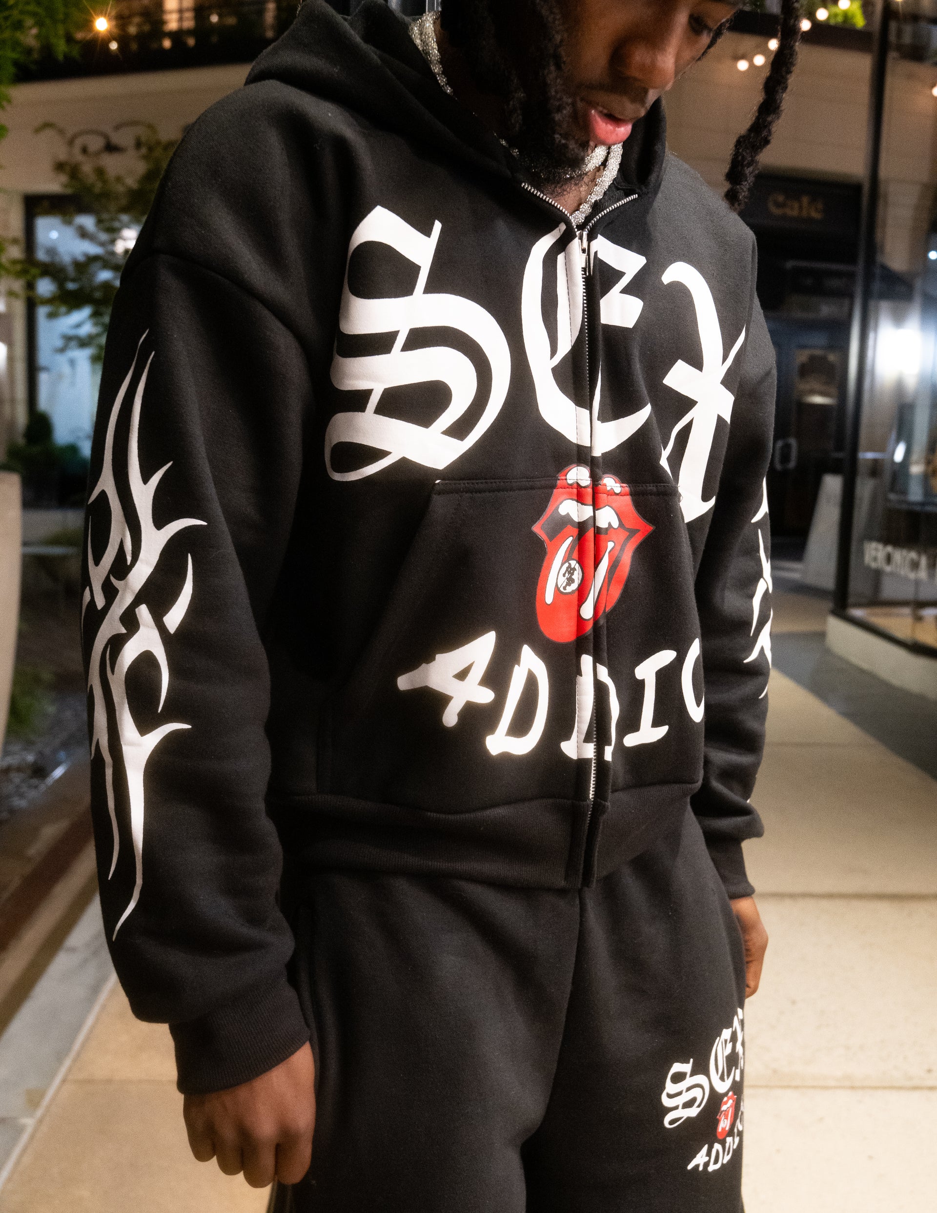 Loaded Addiction Hood Black